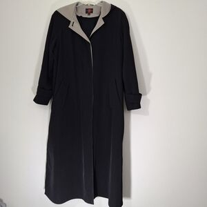 Gallery Black Trench Coat With Hood, Size 6